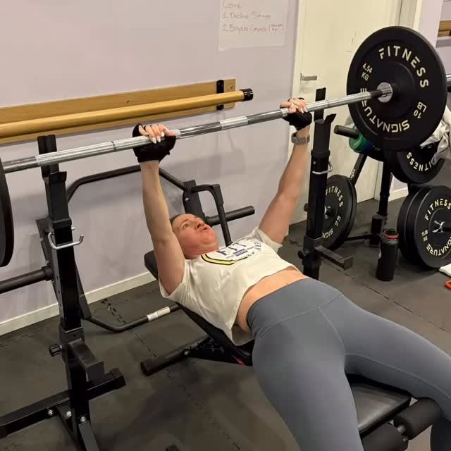 💪🏽 SFC ladies lifting heavy for their old lady bodies 

🌟 Are you tired of being tir…