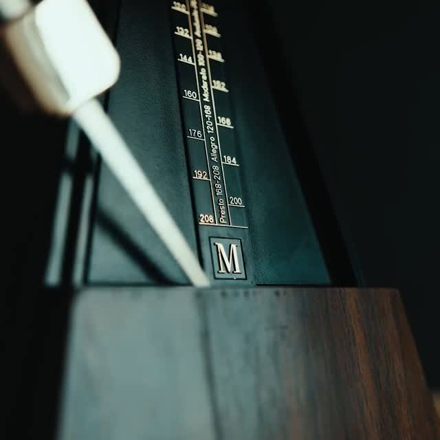 The right tempo can change everything. 🚣