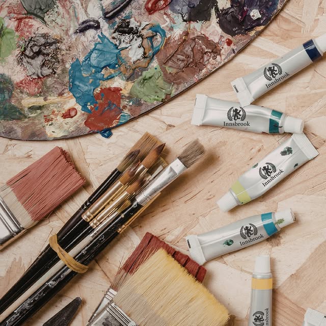 🎨🍷 Looking for a fun night out? Join us Friday, April 17 at 7 PM at Charrette Creek C…