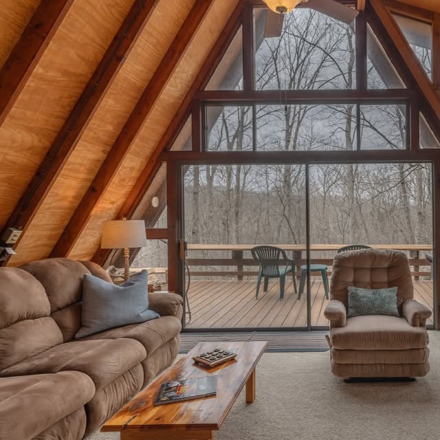 🏡 Your Private Innsbrook Escape Awaits – Open House This Weekend! 🌲

Tucked away on 2…