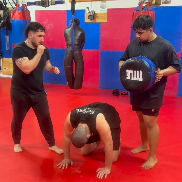 13

Sensei Says:

Precision kicking. 

To throw a Mawashi Geri (roundhouse kick), chamb…