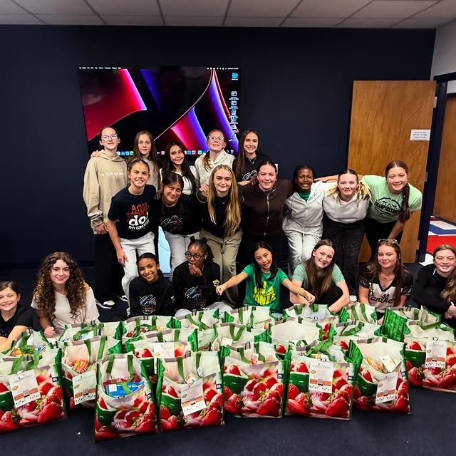 Our PRIME team showing that our mission is bigger than the game! 🏈💕💪🏽

These girls …