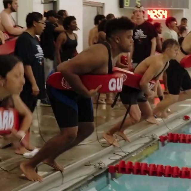 The YMCA of Memphis & the Mid-South is hiring Lifeguards! 🏊

Turn your skills into imp…