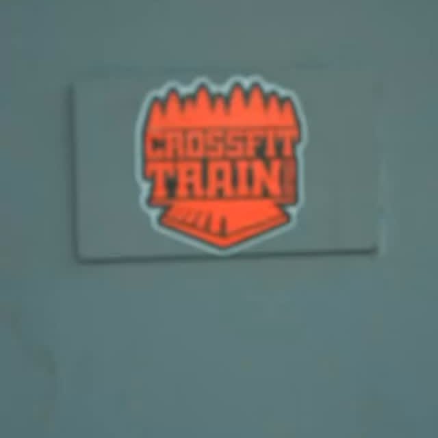 26.2 Friday Night Lights!!! 

🎥: @michaelgetsfit 

#crossfittrain97333 
#crossfit 
#cr…