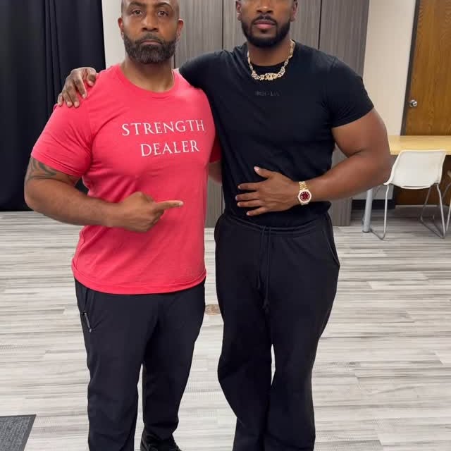 🔥 Big energy at Performance Health Institute today! The legendary @19_keys stopped by …