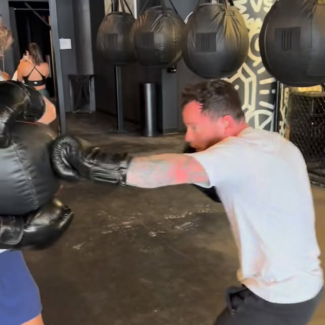 Partner drills 🥊💪🏼

#boxer #boxing #mma #ufc #sparring