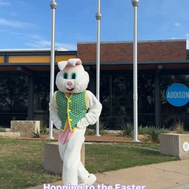 🐣🌸 Hop into spring with us at the Easter Eggstravaganza & Pet Photos with the Easter …