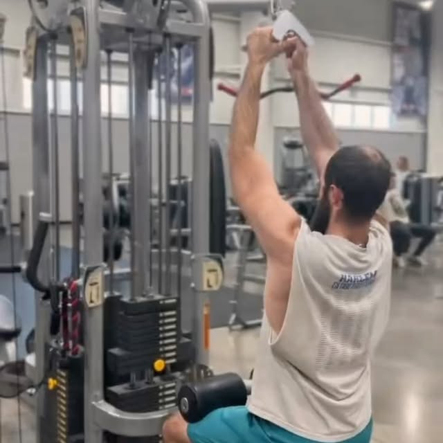 Show up. Put in the work. Repeat. 

What are you training today?