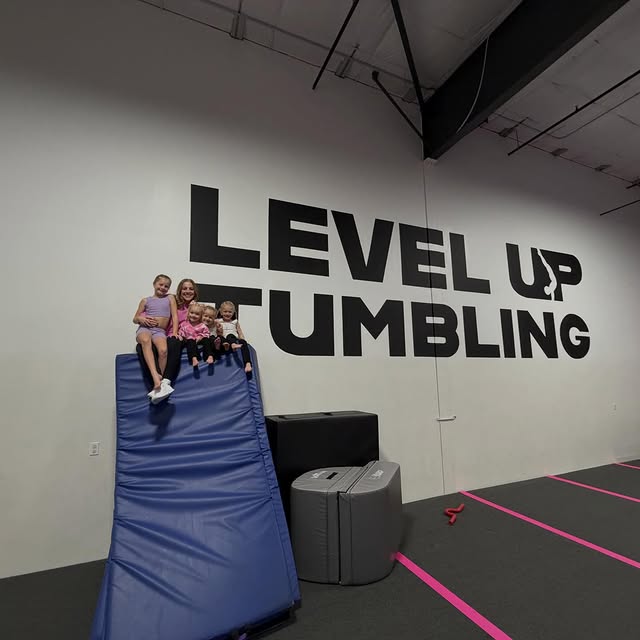 Happy thanksgiving everyone! I’m so grateful for this gym, my business and all of my st…