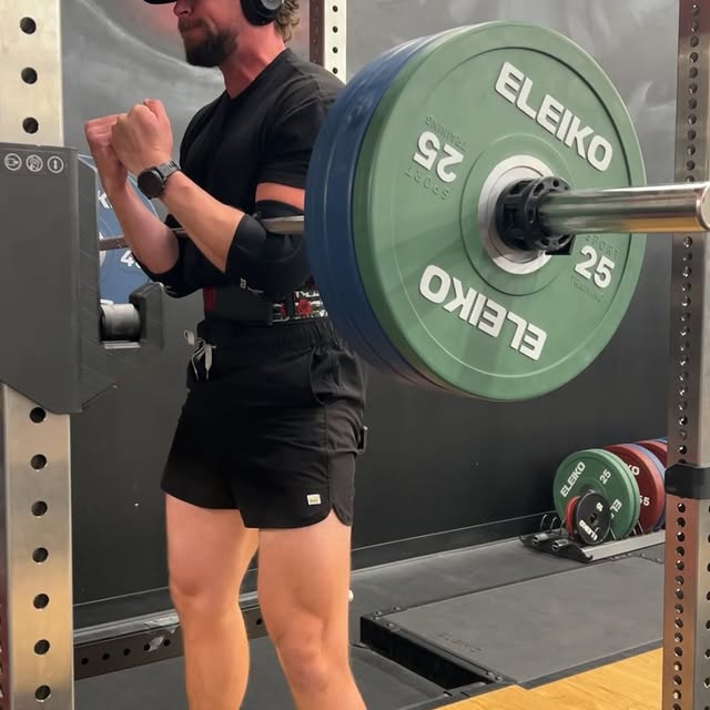Lift Breakdown Part 2: Zercher Squat- Setup

Most Zercher squats feel terrible before t…