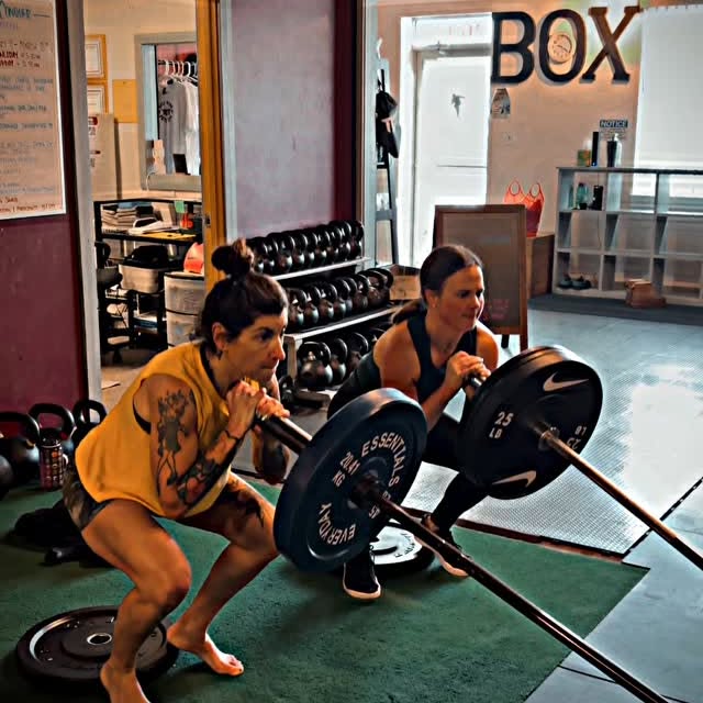 🧨TNT-
We grow together as a team.
One class, one session at a time.
Friday snapshot in…