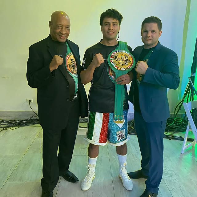 Lester Martinez - WBC Latino Super Middleweight Champion 

@guatemala @wbcboxing