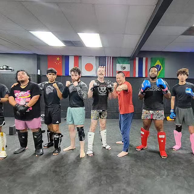 MMA was flying knees and takedowns 
🥊👹🥊 
Call/ Text/DM us to set up a 
🥊Free Class!…