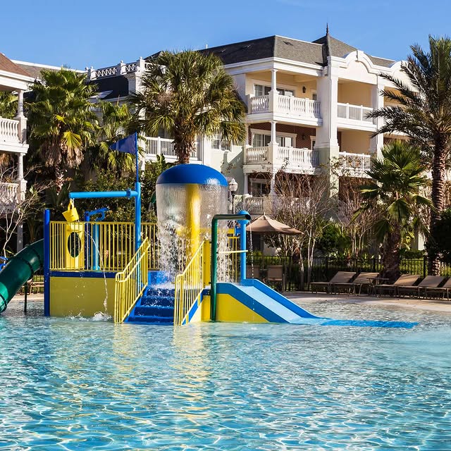Your summer stay is calling. ☀️💦⁠
⁠
Turn up the sunshine this summer and stay a little…