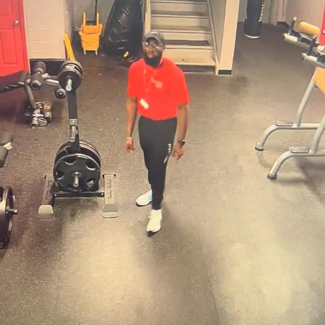 When you’re “working hard” at the gym… then remember the camera is on 👀🎥

Clocked in?…