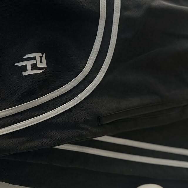 The new heavyweight sweatpants are in stock! They will be $55.00