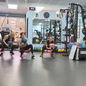 Fun with kettlebells.
#kettlebell #workout #personaltraining #strongwomen #fitness