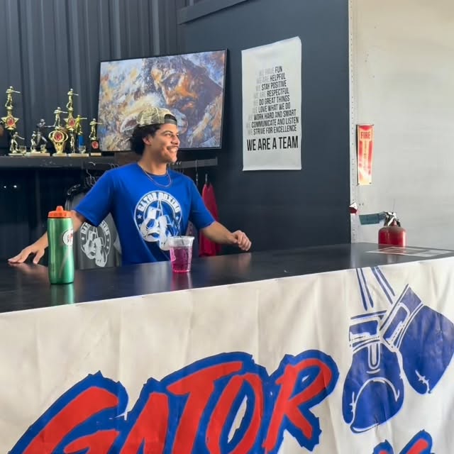 Come sign up and work with the best @gator_boxing 
#boxing #houston #boxinggym #fitness…