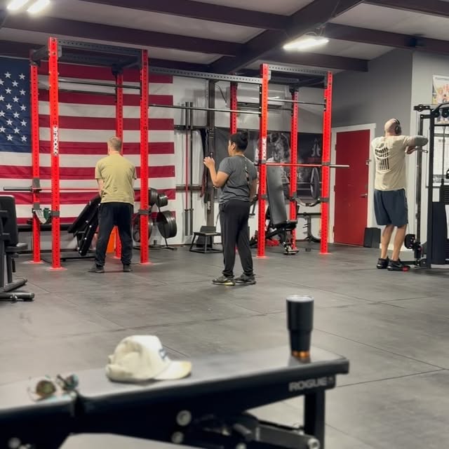 Tired of the big box gym crowds?

Welcome to Top Teer Strength! — your local, veteran-o…