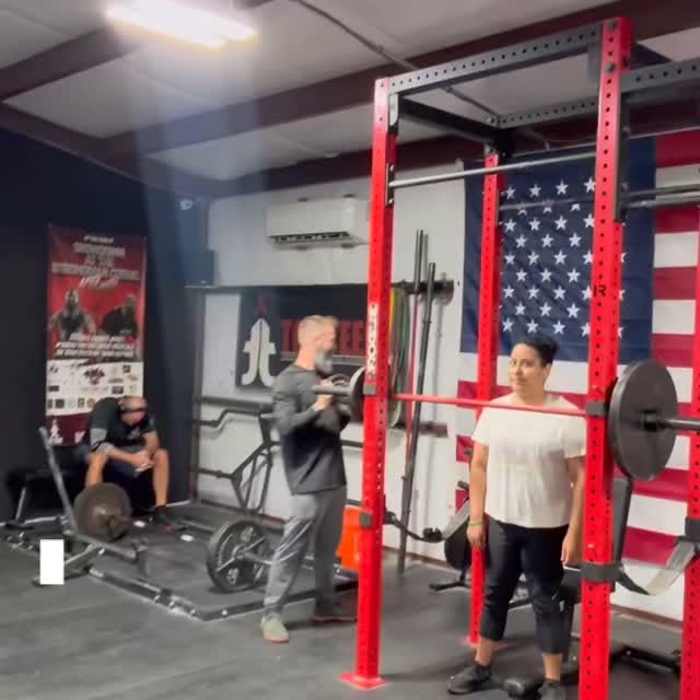 Calling @madhatteread 

#nbtx #fitnessmotivation #newbraunfels #topteerstrength