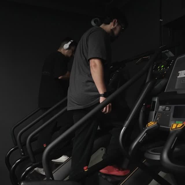 Meet the grind.
Our Matrix Fitness Climbmills are built for serious conditioning.
No sh…