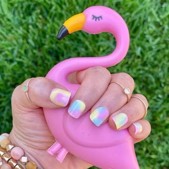 Who needs a fresh mani or pedi?  I have nails ready for delivery or shop my link redasp…