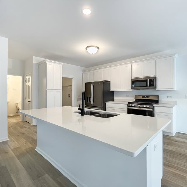 Luxury Townhomes in New Lenox, IL
✅ACT NOW - HOMES ARE MOVING FAST!!!!
3 bedrooms, 2 ba…