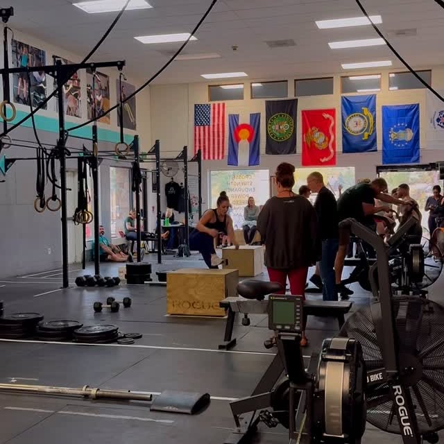 Super cool to watch everyone compete @crossfitconifer Powerhour 💪🏋️🏋️‍♀️ so many str…