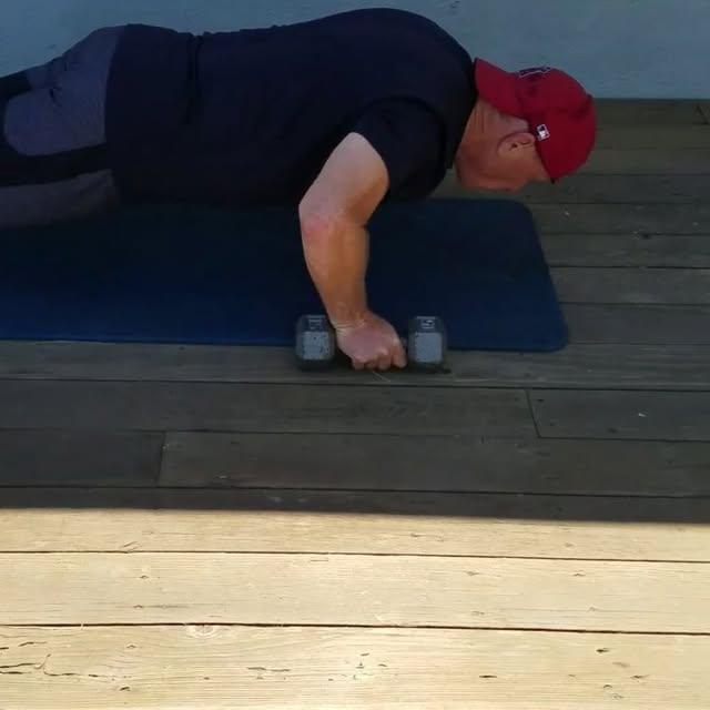 My client 60 years young showing us proper push ups. Can you believe he started strengt…