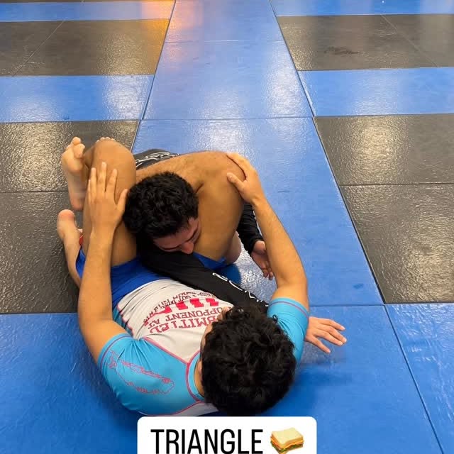 Triangle set up for gi/nogi/mma #jiujitsu #bjj #mma #grappling