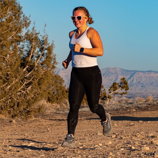 Coach Alexa – Hybrid athlete! SWIPE!!