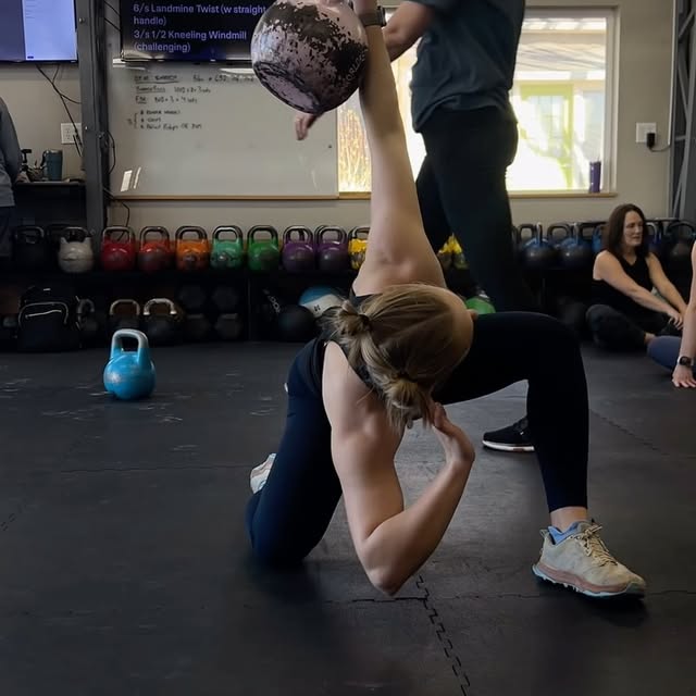 HOW I BALANCE RUNNING AND STRENGTH

 Here’s a look at my week:

✅ Monday: Full-body fun…