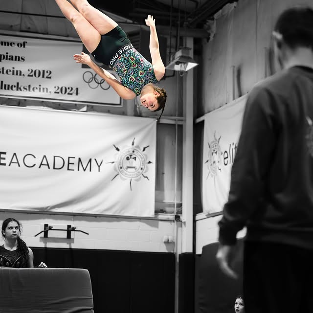 Trust the PROCESS. Trust the COACH. Trust the AIR. @elitetrampoline #actionphotographer…