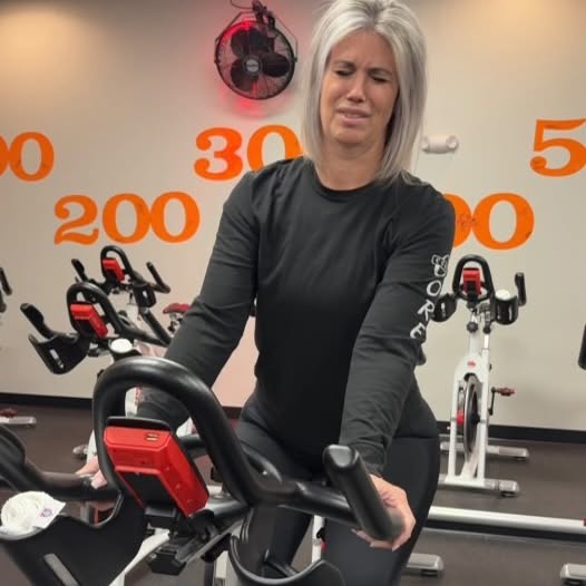 Like fine but if you’re gonna torture me I’m gonna complain 💁‍♀️