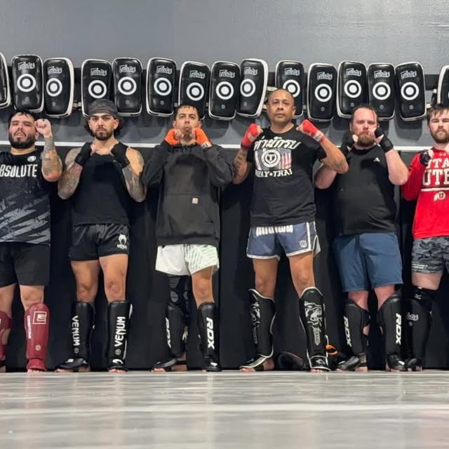 Wreck your leg Wednesday Muay Thai class.  Last nights sparring group. 15 min warm up a…