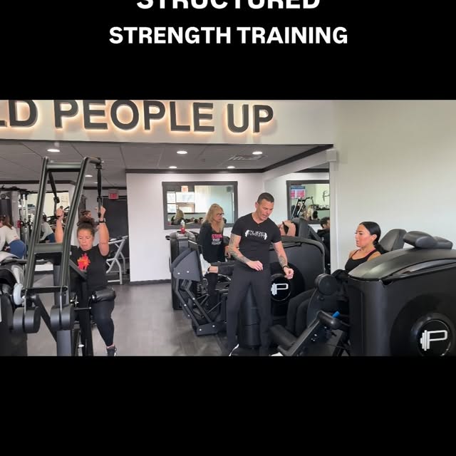 Fitness doesn’t have to be complicated.

#purephysique 
#strengthtraining 
#30minutewor…