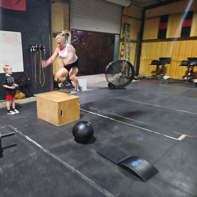 430 Veteran's Day workout!! #morethanabuilding #paytheman #faithfamilyfitness