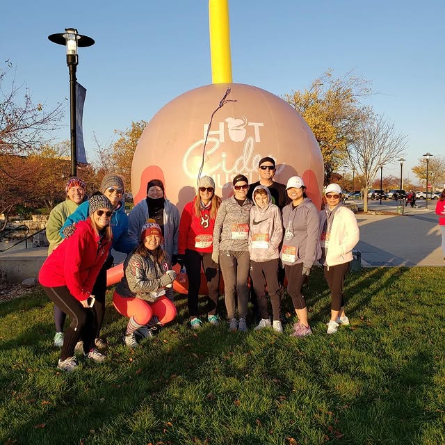 Farrell’s Fam at the Hot Cider Hustle! We had a blast!! #iowaruns #hotciderhustle #amer…