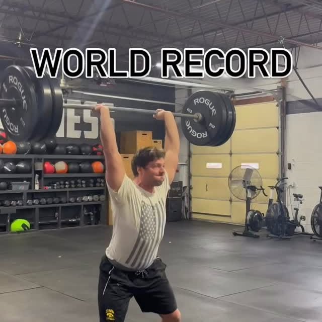 @lane.akre just out here matching world records with only half a belt

@tylersteff.fitn…