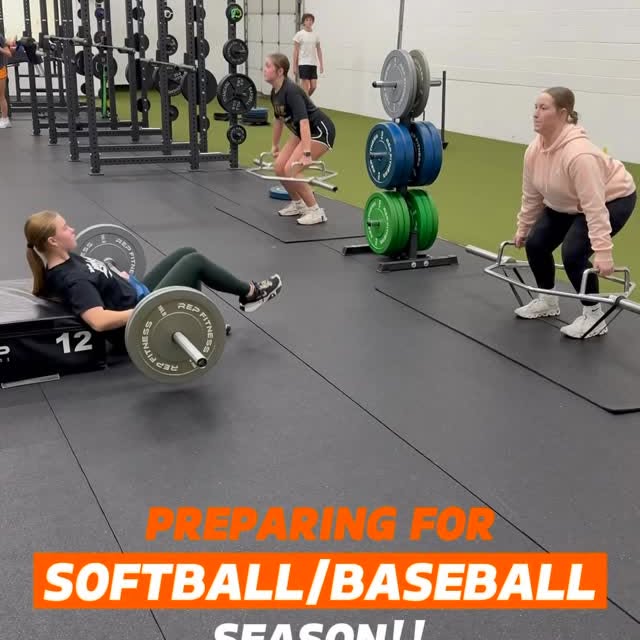 🥎⚾️ Putting in work so it shows up on the field💪💪

#baseball #softball #explosive #s…