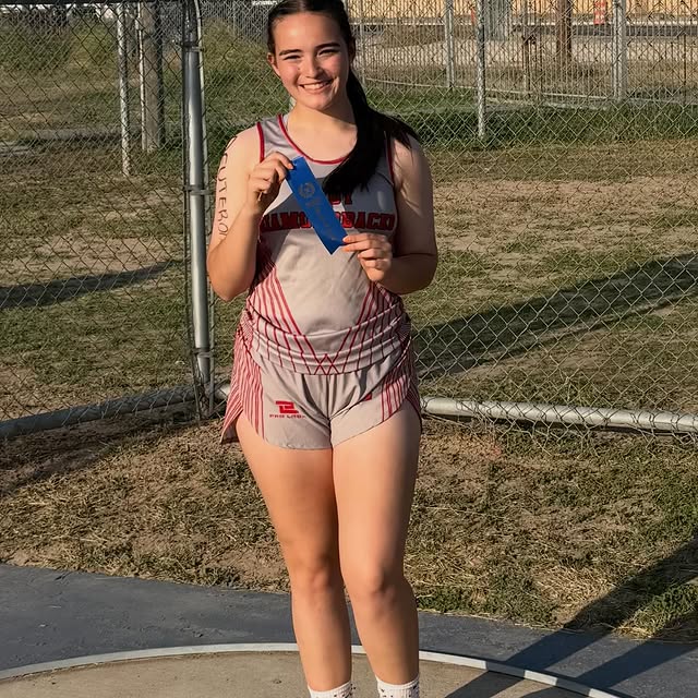 Track meet @sphsdbacknation 🥏 1st Place🥇in discus (8th Grade Girls) Thank you to my t…