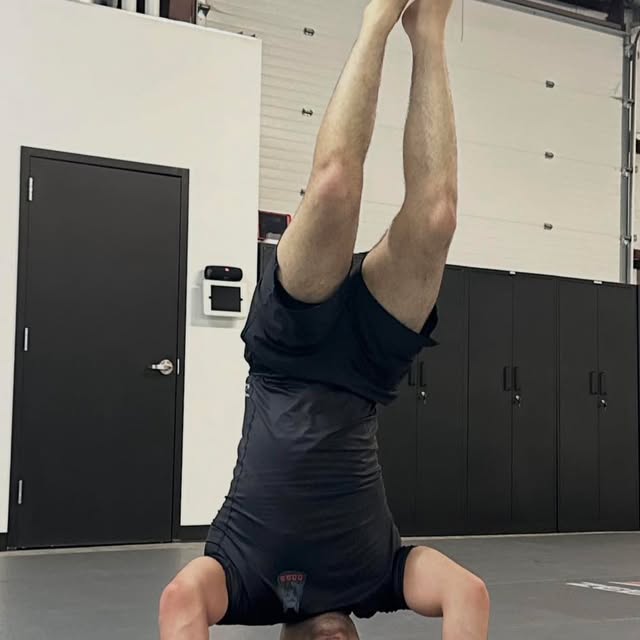 Mobility work today! 😂 🤸‍♂️ 
 #phoenixdownbjj #healthylifestyle #pdbjj #martialarts #…