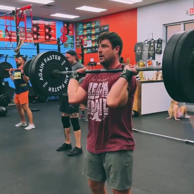 @forgefitnesspcola community getting after it! Havin fun getting fit together 😎

#fitn…