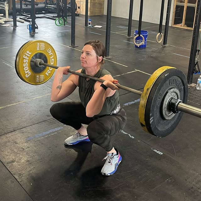 Heavy day is here 😤

WOD of the Day:
Every 3 minutes for 21 minutes
➡️ 1 Squat Clean

…