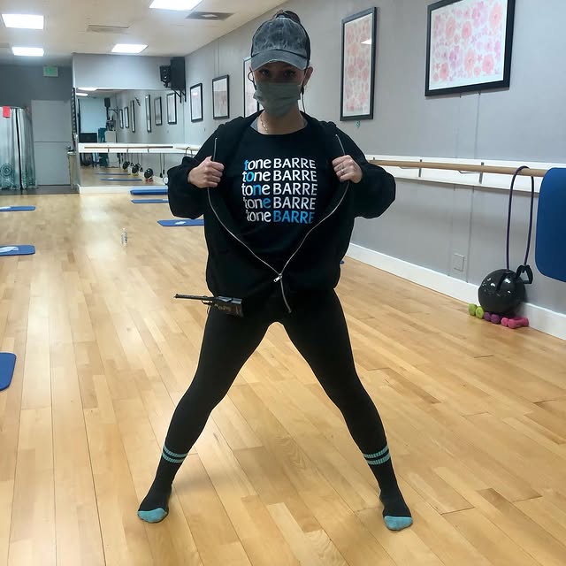 Happy Tone Barre Thursday 💪💙 Only two more days to participate in spirit week... wear…