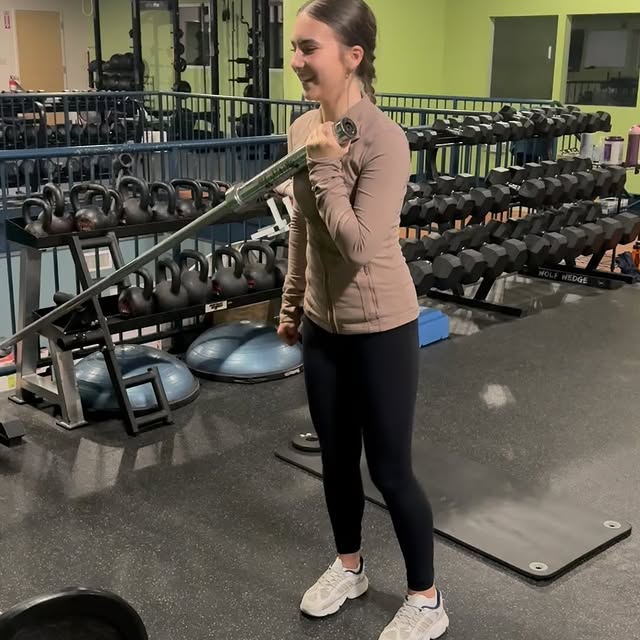 @abigailmhayes104 back at it in n 2026.  Always 💯 in the gym.  Only 12 more weeks unti…