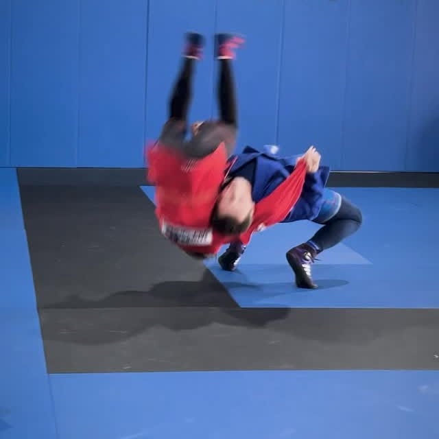 Sambo style arching throw. I see suplex after duck under. The technique is deemed as ka…