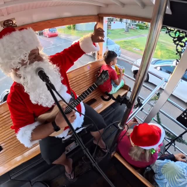Tis the Season to share ALOHA, SMILES, and 'UKULELE. Kapilina Neighborhood Parade.
