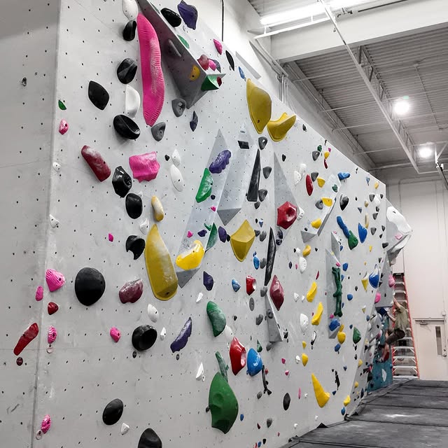 New climbs are up on the retail wall! Check em out, log em on the Kaya app, and give em…