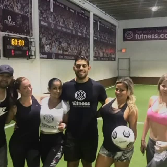 Durante años hemos creído que cambiar es cuestión de motivación, pero la verdadera tran…